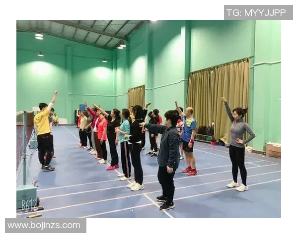 杨娜专访：从青涩小将到羽毛球女王的成长之路