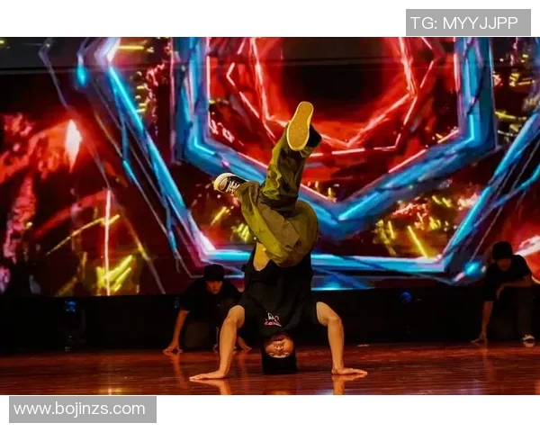 上海街舞队荣登全国街舞排行榜第4名展现青春活力与团队实力